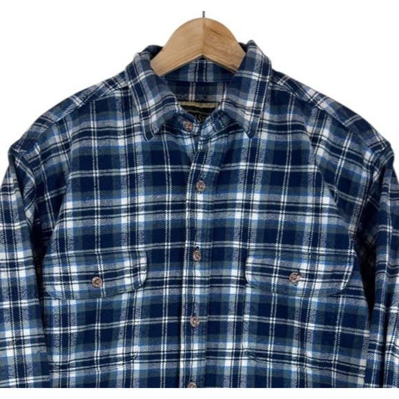 Field & Stream Heavy Cotton Flannel XL Blue Plaid Men's Shirt L/S Vintage‎ - Picture 2 of 5